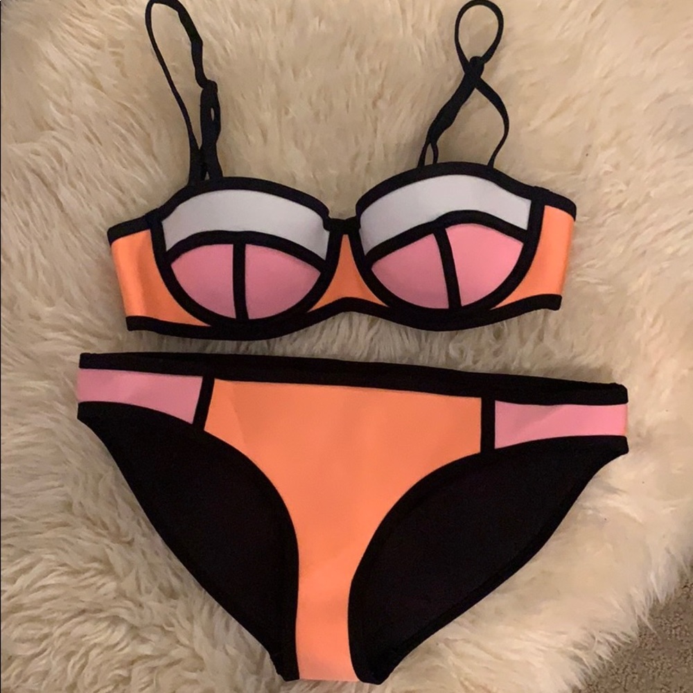 BRAND NEW TRIANGL BIKINI